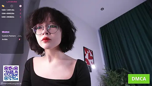 JodyHeap online show from April 21, 2026, 5:25 am