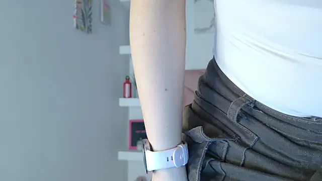 eva sin18 online show from September 25, 2025, 11:08 pm