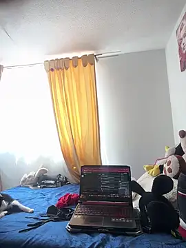 VictoriaGerard Pink online show from November 21, 2025, 4:05 pm