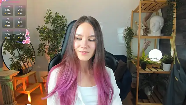 Snapshot of Clare__Florence chatting on March 18, 2025, 1:31 pm Clare Florence online show from March 18, 2025, 1:31 pm