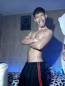 dareck 18 online show from February 6, 2026, 3:04 pm