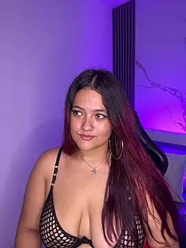 VanessaScott  online show from October 3, 2025, 6:54 am