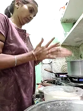 Snapshot of Hotty-Nidhi chatting on March 14, 2026, 4:12 pm Hotty-Nidhi online show from March 14, 2026, 4:12 pm