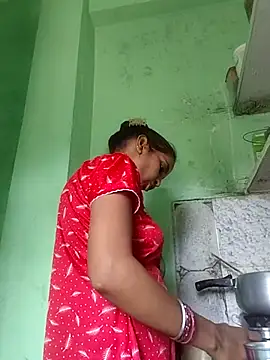 Snapshot of Hotty-Nidhi chatting on April 4, 2026, 6:44 am Hotty-Nidhi online show from April 4, 2026, 6:44 am