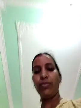 Snapshot of Hotty-Nidhi chatting on April 7, 2026, 5:41 am Hotty-Nidhi online show from April 7, 2026, 5:41 am