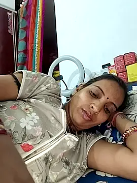 Snapshot of Hotty-Nidhi chatting on April 8, 2026, 6:08 pm Hotty-Nidhi online show from April 8, 2026, 6:08 pm