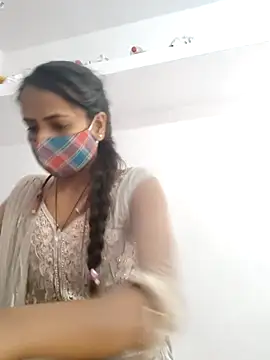 Snapshot of indiancute43 chatting on March 11, 2025, 12:17 pm indiancute43 online show from March 11, 2025, 12:17 pm