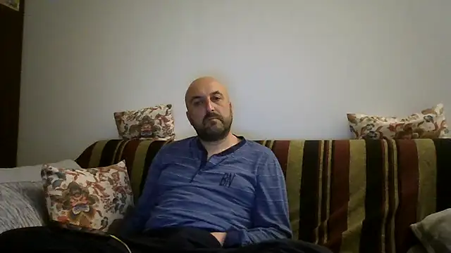 maxxxio12 online show from April 27, 2026, 7:34 pm