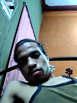 rahulsingh1005 online show from March 12, 2025, 2:34 pm