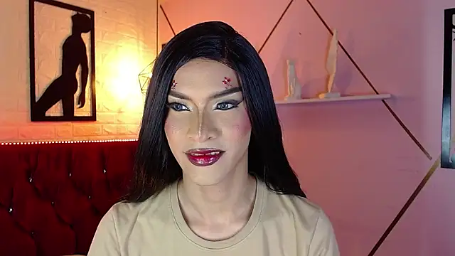 agatha rodriguez online show from November 3, 2025, 2:29 pm