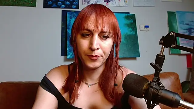 Snapshot of ChewyCandy chatting on October 26, 2025, 10:36 pm ChewyCandy online show from October 26, 2025, 10:36 pm