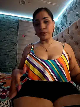 L ucero online show from September 28, 2025, 2:50 am