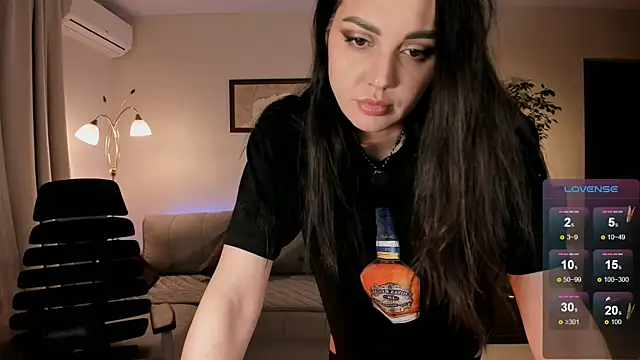 Viki Bellson online show from March 21, 2025, 7:02 pm