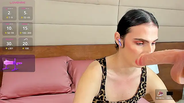 shantall skinny online show from December 17, 2025, 3:18 pm