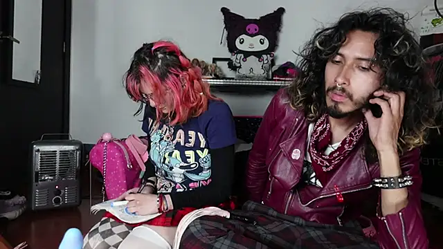 Snapshot of Devil_And_Princess chatting on September 11, 2025, 2:55 am Devil And Princess online show from September 11, 2025, 2:55 am