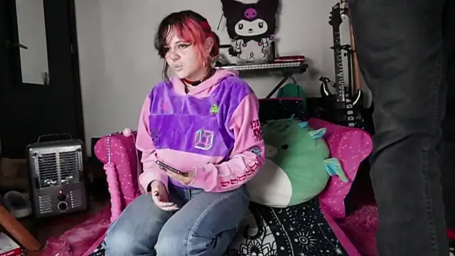 Snapshot of Devil_And_Princess chatting on September 22, 2025, 3:41 am Devil And Princess online show from September 22, 2025, 3:41 am