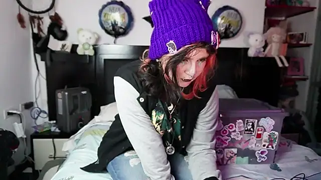 Snapshot of Devil_And_Princess chatting on November 12, 2025, 1:50 am Devil And Princess online show from November 12, 2025, 1:50 am