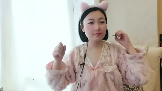 Snapshot of Rachel-6600 chatting on February 10, 2026, 3:32 am Rachel-6600 online show from February 10, 2026, 3:32 am