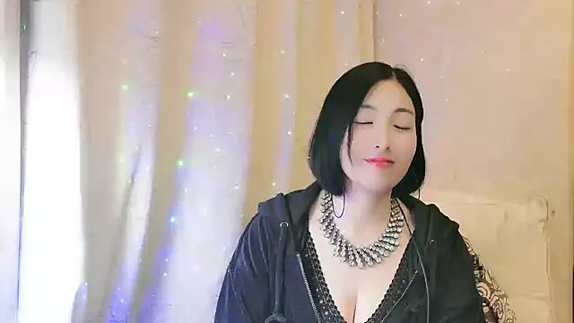 Rachel-6600 online show from May 14, 2026, 1:40 pm