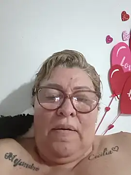 Olgahunder online show from April 3, 2026, 6:17 pm