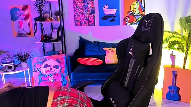 SarahAlluring online show from October 10, 2025, 12:04 pm