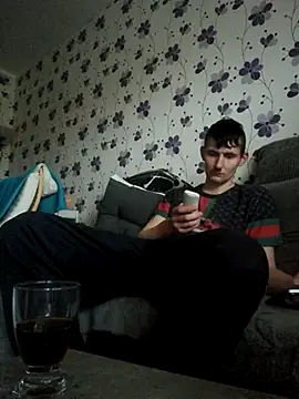 Snapshot of ThePython666 chatting on November 1, 2025, 2:41 pm ThePython666 online show from November 1, 2025, 2:41 pm