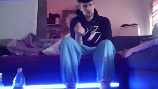 Snapshot of ThePython666 chatting on November 16, 2025, 8:53 am ThePython666 online show from November 16, 2025, 8:53 am