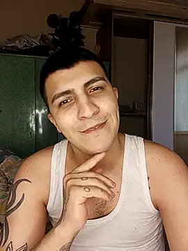 Kadir1320xh online show from March 11, 2025, 10:07 am