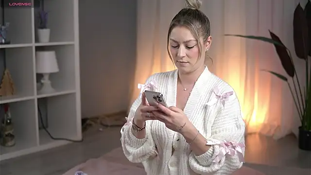 AnnastasiaMills online show from March 23, 2026, 8:13 pm