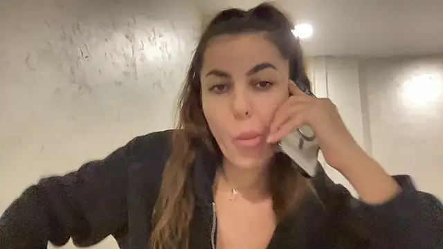 Snapshot of AngelinaMeov chatting on March 20, 2025, 5:36 pm AngelinaMeov online show from March 20, 2025, 5:36 pm