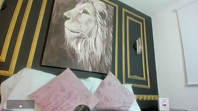 sophia martinezz  online show from October 2, 2025, 7:21 pm