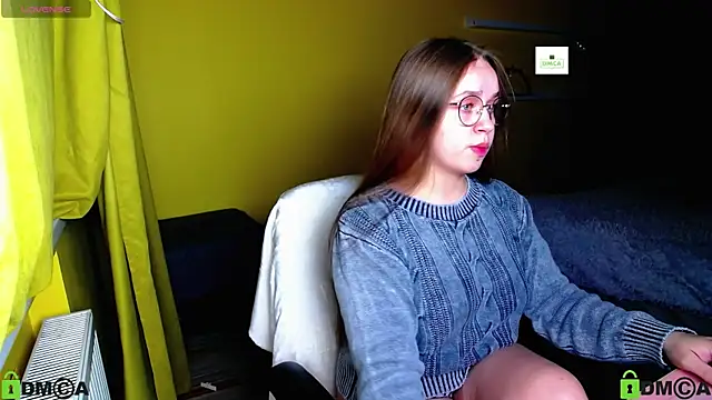 Lilysweet13 online show from November 23, 2025, 3:23 pm