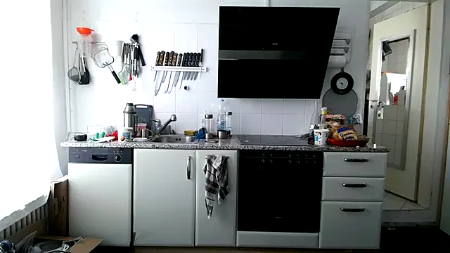 Berg Boy online show from March 27, 2026, 8:26 am