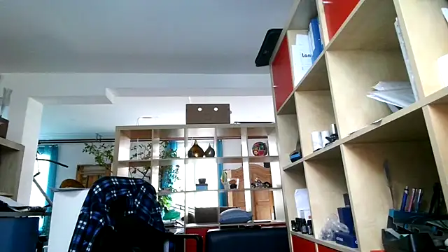 Berg Boy online show from March 31, 2026, 8:59 am