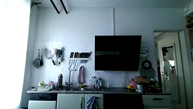 Berg Boy online show from April 5, 2026, 5:48 am