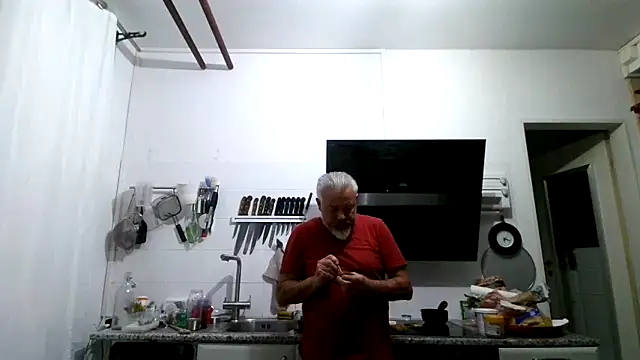 Berg Boy online show from April 10, 2026, 4:17 am