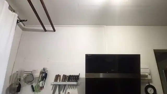 Berg Boy online show from April 19, 2026, 5:07 am