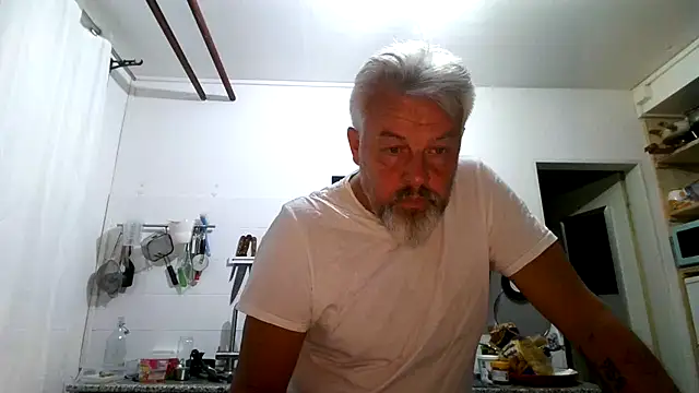 Berg Boy online show from April 19, 2026, 9:17 pm