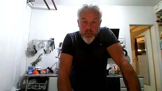 Berg Boy online show from April 24, 2026, 3:53 am