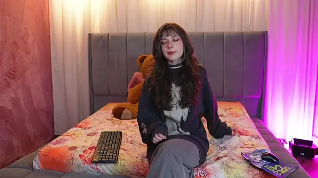 Miyuki wolf online show from March 21, 2025, 1:34 pm