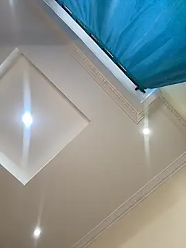 Ivelleee  online show from November 24, 2025, 8:30 pm