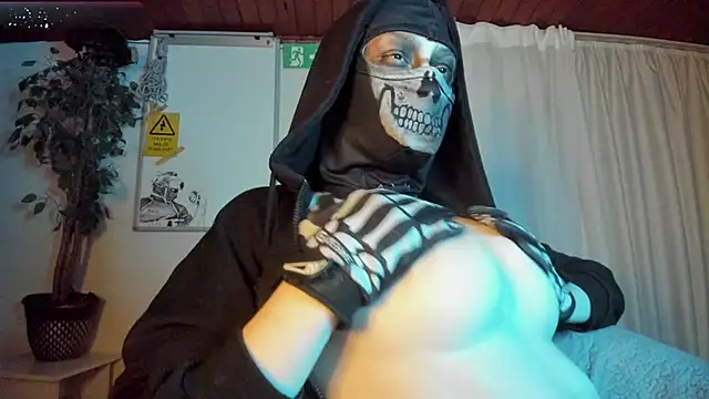 cos operator online show from March 28, 2026, 7:35 pm