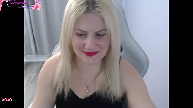 Snapshot of BellaStar84 chatting on October 3, 2025, 12:46 pm BellaStar84 online show from October 3, 2025, 12:46 pm