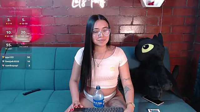 Snapshot of im_mariham_ chatting on March 22, 2025, 3:09 pm im mariham online show from March 22, 2025, 3:09 pm