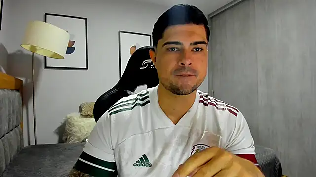 Dante Storm online show from November 11, 2025, 8:58 am