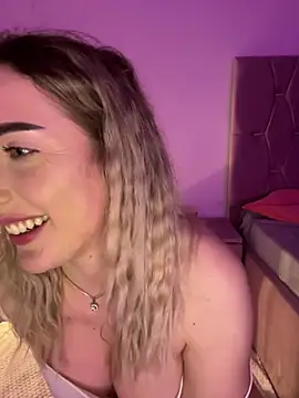 -IrisDiamond- online show from March 14, 2026, 10:26 pm