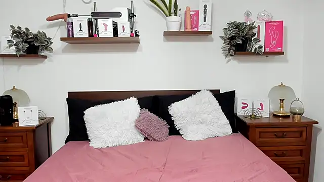 HaleyReedme online show from September 10, 2025, 6:57 am