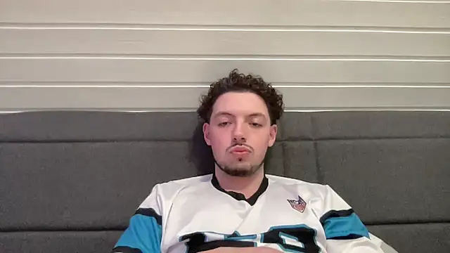 Sabo01 online show from March 17, 2025, 9:45 pm