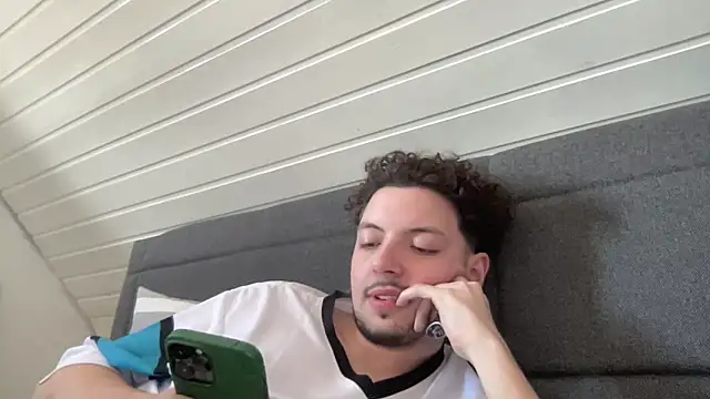 Sabo01 online show from March 18, 2025, 12:47 pm