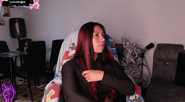 yes0225 online show from March 18, 2025, 1:42 pm